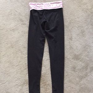 PINK Victoria’s Secret Skinny Yoga
